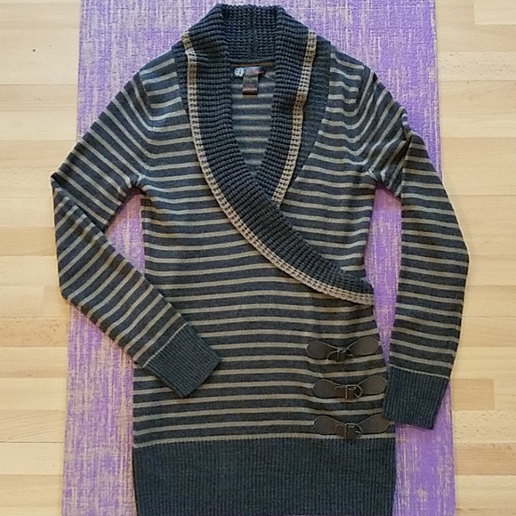 j.j.basics Sweaters - Sweater with accents